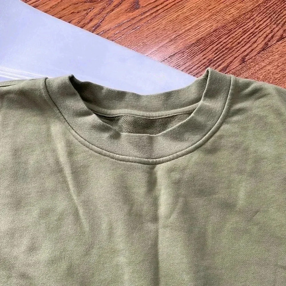 Lululemon I 8 - Picture 2 of 10